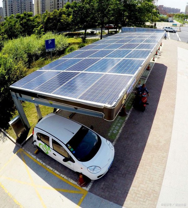 在线配资开户 厂区光伏车棚应用
